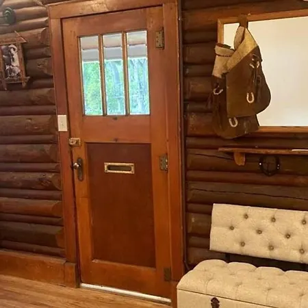 Comfy Log Cabin In Walking Distance Of Downtown Cody Extérieur photo