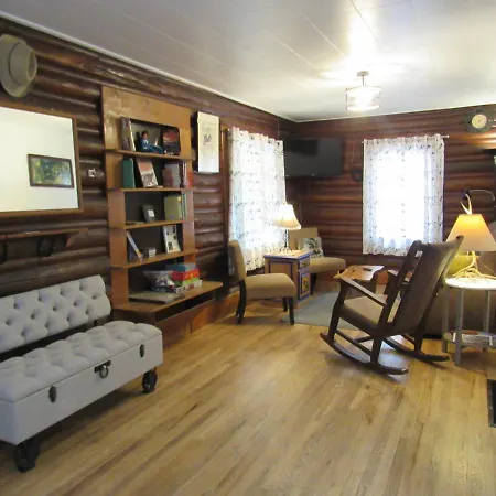 Comfy Log Cabin In Walking Distance Of Downtown Cody Extérieur photo